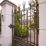 Au Petit Jardin Alloggio in famiglia *
