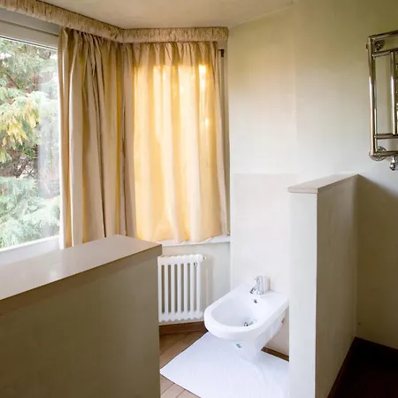 Au Petit Jardin Homestay Ravenna