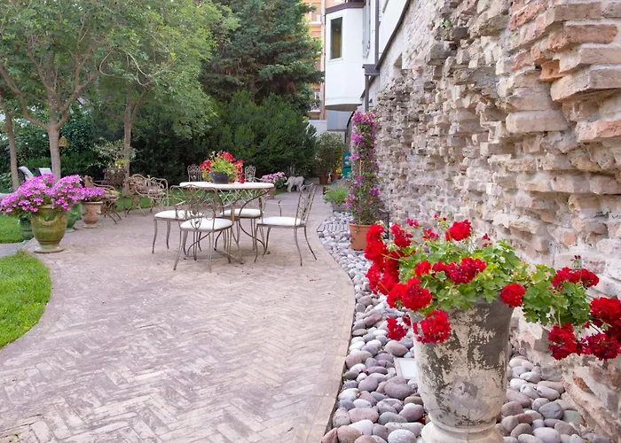 Pansiyon Au Petit Jardin Ravenna